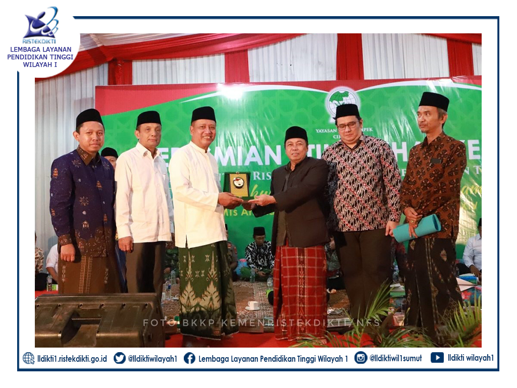 Menristekdikti Dorong Kontribusi Pesantren untuk Tingkatkan APK Pendidikan Tinggi