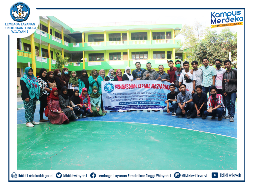 Dosen Fak Teknologi & UKM Robotik Universitas Battuta Melakukan Tri Dharma Ke SMK Harapan Mekar