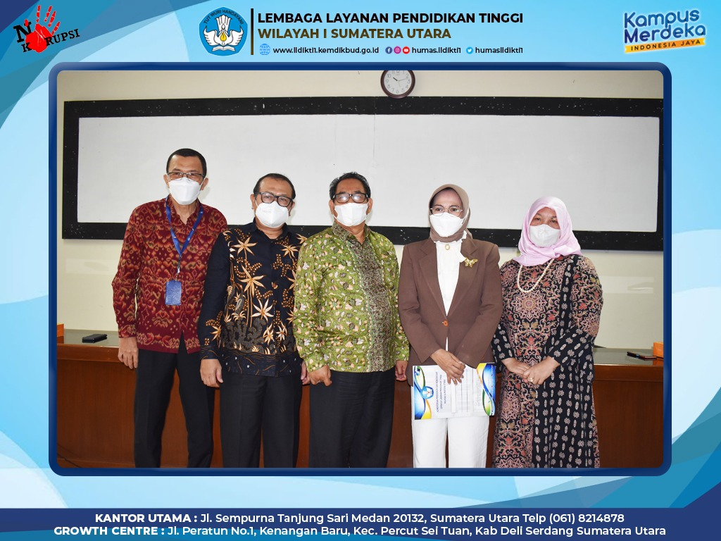 PLT. KEPALA LLDIKTI WILAYAH I SERAHKAN SK GURU BESAR KEPADA PROF. DEWI BUDIARTI