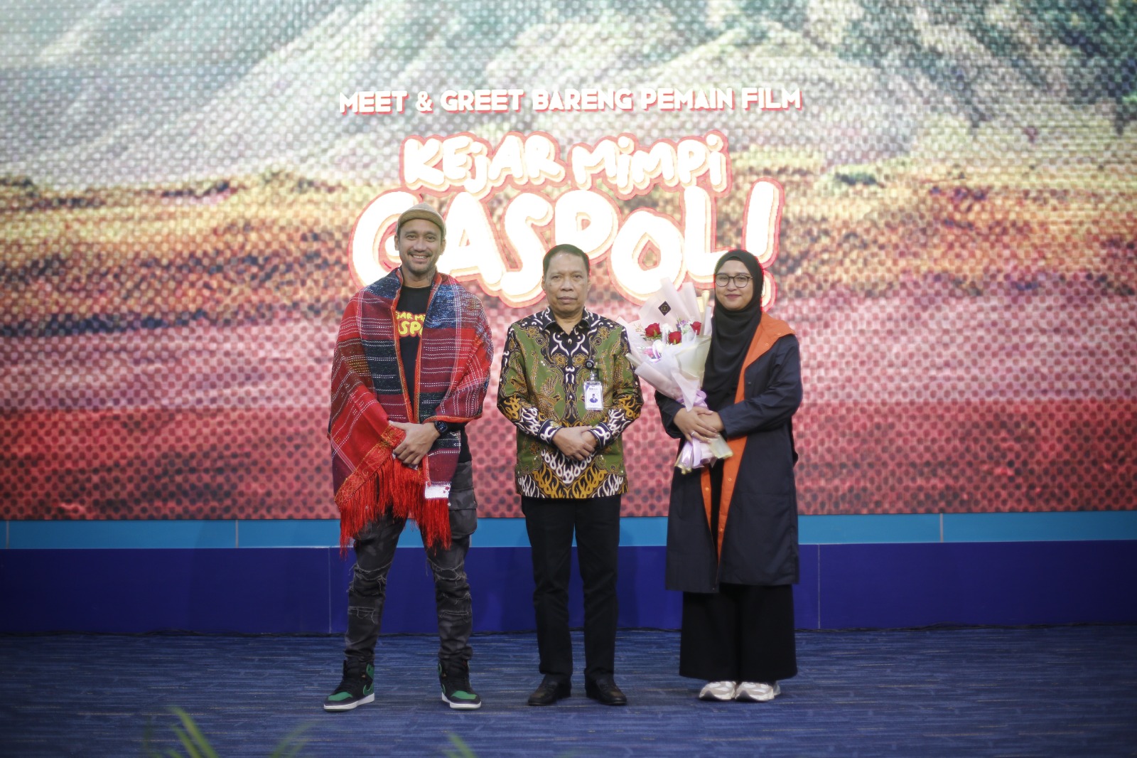 TORA SUDIRO, KEJAR MIMPI GASPOL DI  UMSU