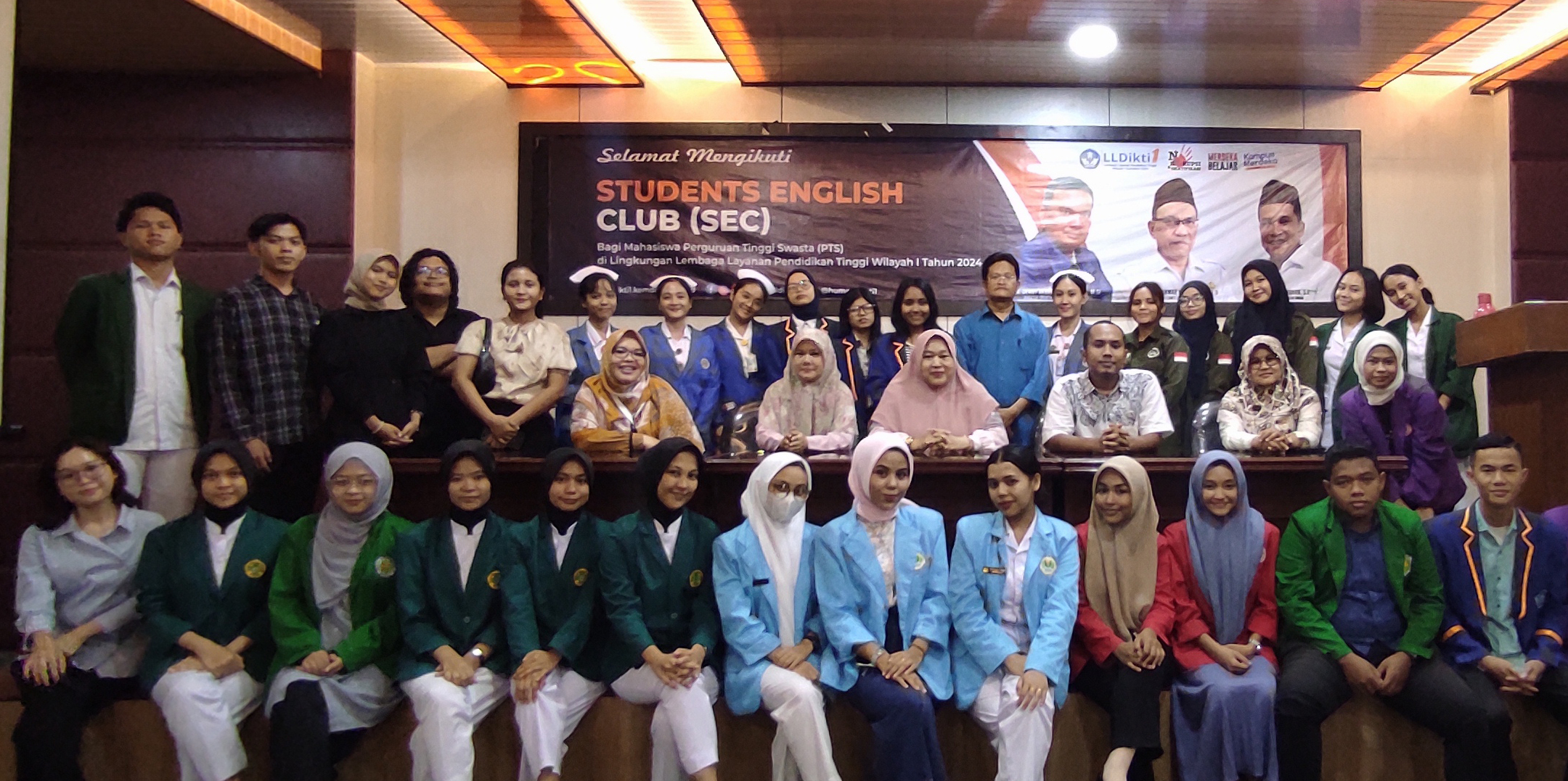 Growth Center LLDikti Wilayah I Gelar Students English Club (SEC)
Angkatan II Tahun 2024 bagi Mahasiswa PTS di Lingkungan LLDikti
Wilayah I