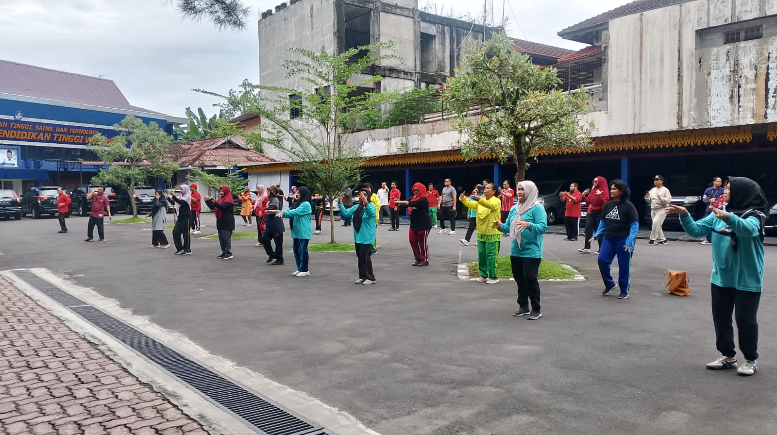 Pasca Libur Lebaran, LLDikti Wilayah I Sumut  Kembali Gelar SKJ KORPRI dan Seminar Ilmiah 


