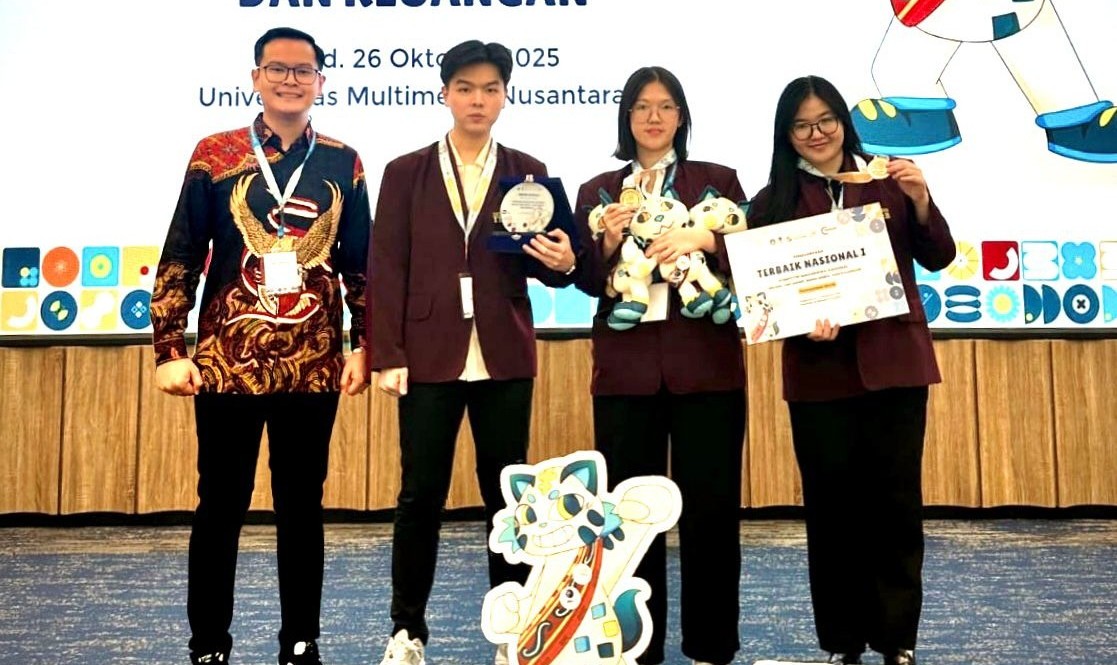Trio Si Beta dari Institut Bisnis IT&B berhasil menjadi Pemenang Terbaik Juara 1 Nasional Perencanaan Bisnis KBMK Tahun 2025