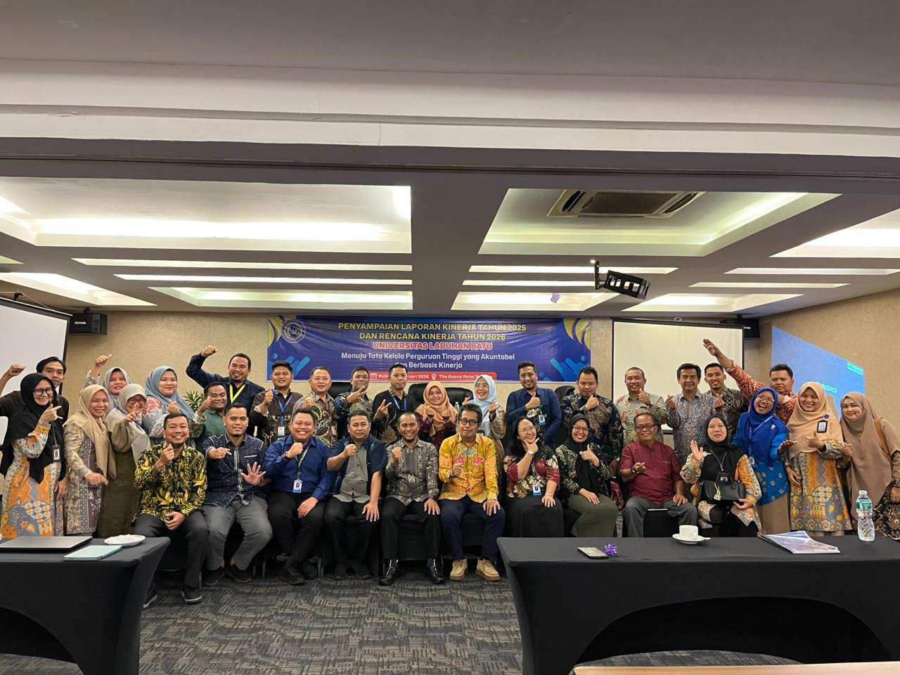 ULB Gelar Rapat Evaluasi Kinerja 2025 dan Siapkan Strategi Peningkatan Mutu 2026