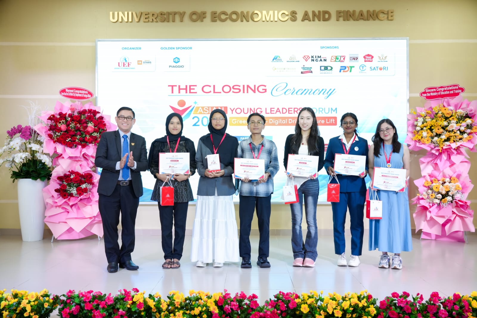 Mahasiswa FEB ULB Raih Best Paper di Forum Internasional Youth Leader 
Forum 2026
