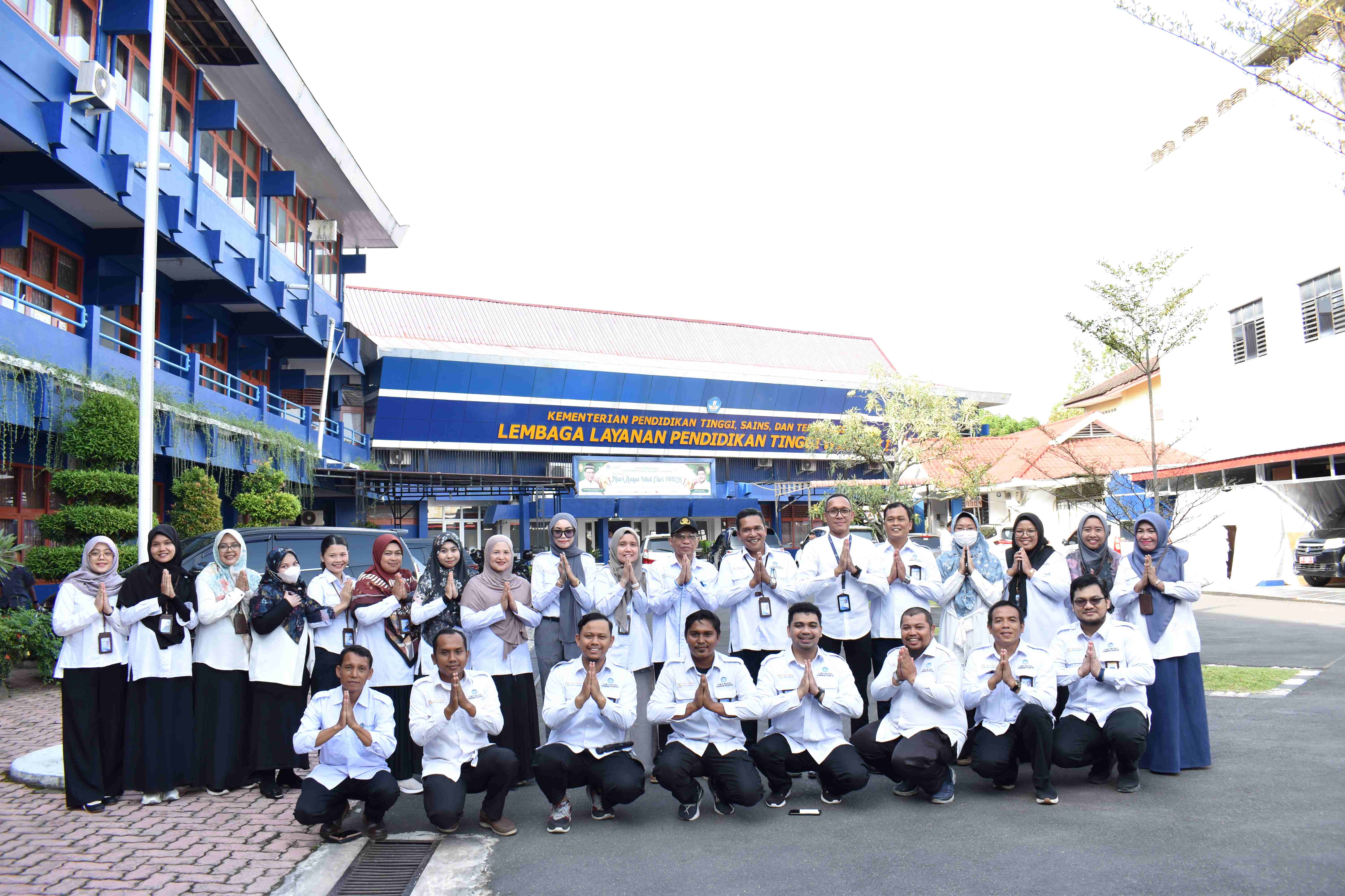 Gelar Apel Perdana Pasca Lebaran, Kepala LLDikti Wilayah I Tekankan Peningkatan Pelayanan Prima dalam Layanan Publik