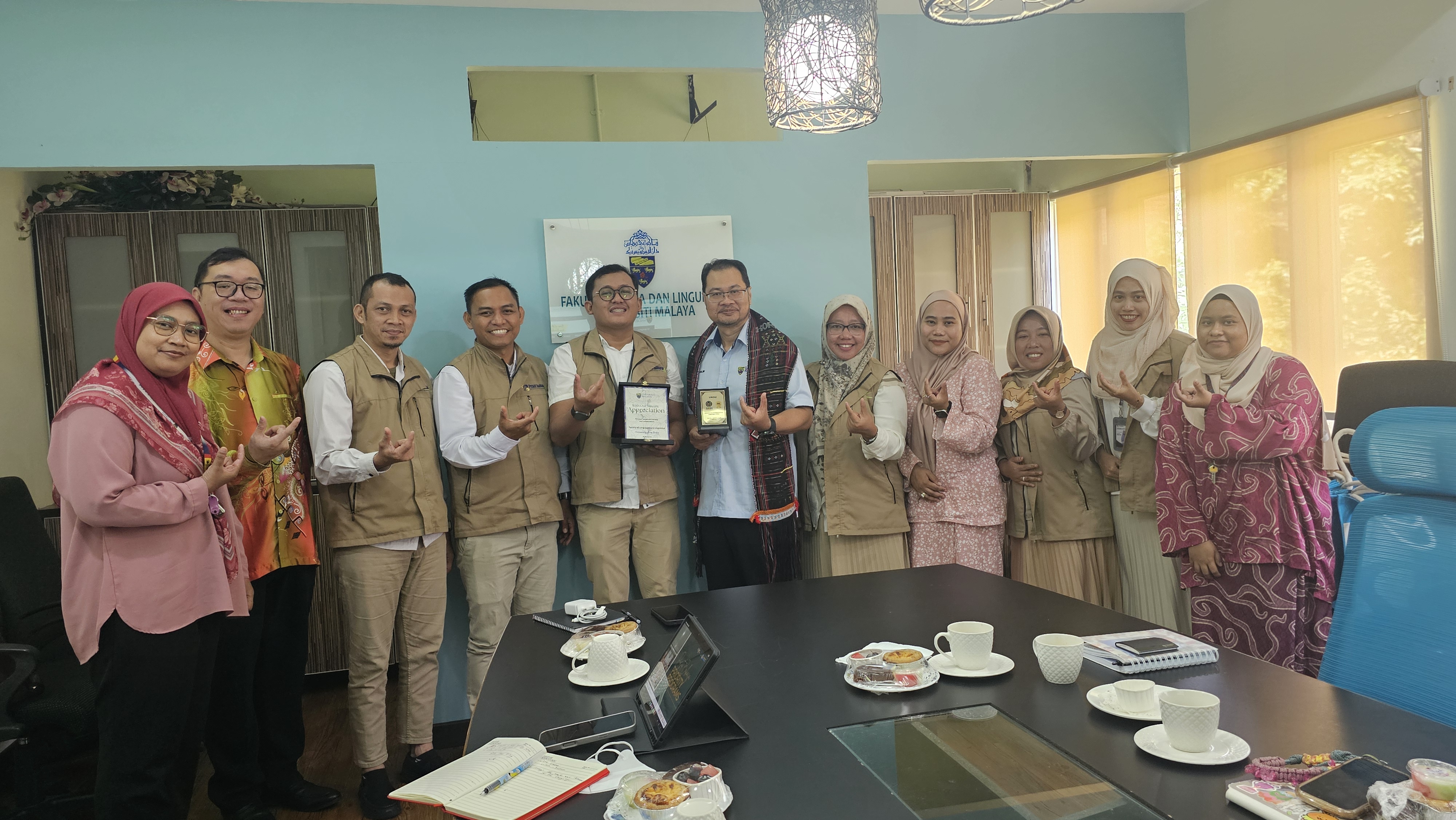 Dukung Internasionalisasi Kampus, Pusat Bahasa UMSU Kunjungi Universiti Malaya dan Monash University Malaysia